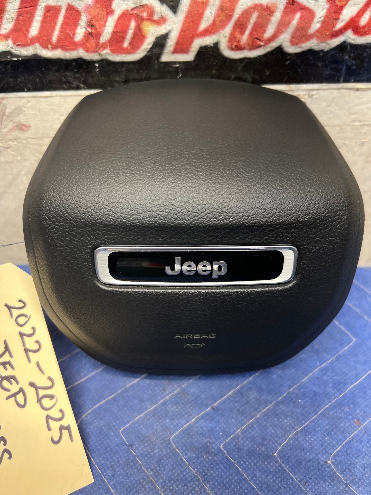 2022 2023 2024 2025 JEEP COMPASS DRIVER STEERING AIRBAG OEM BLACK