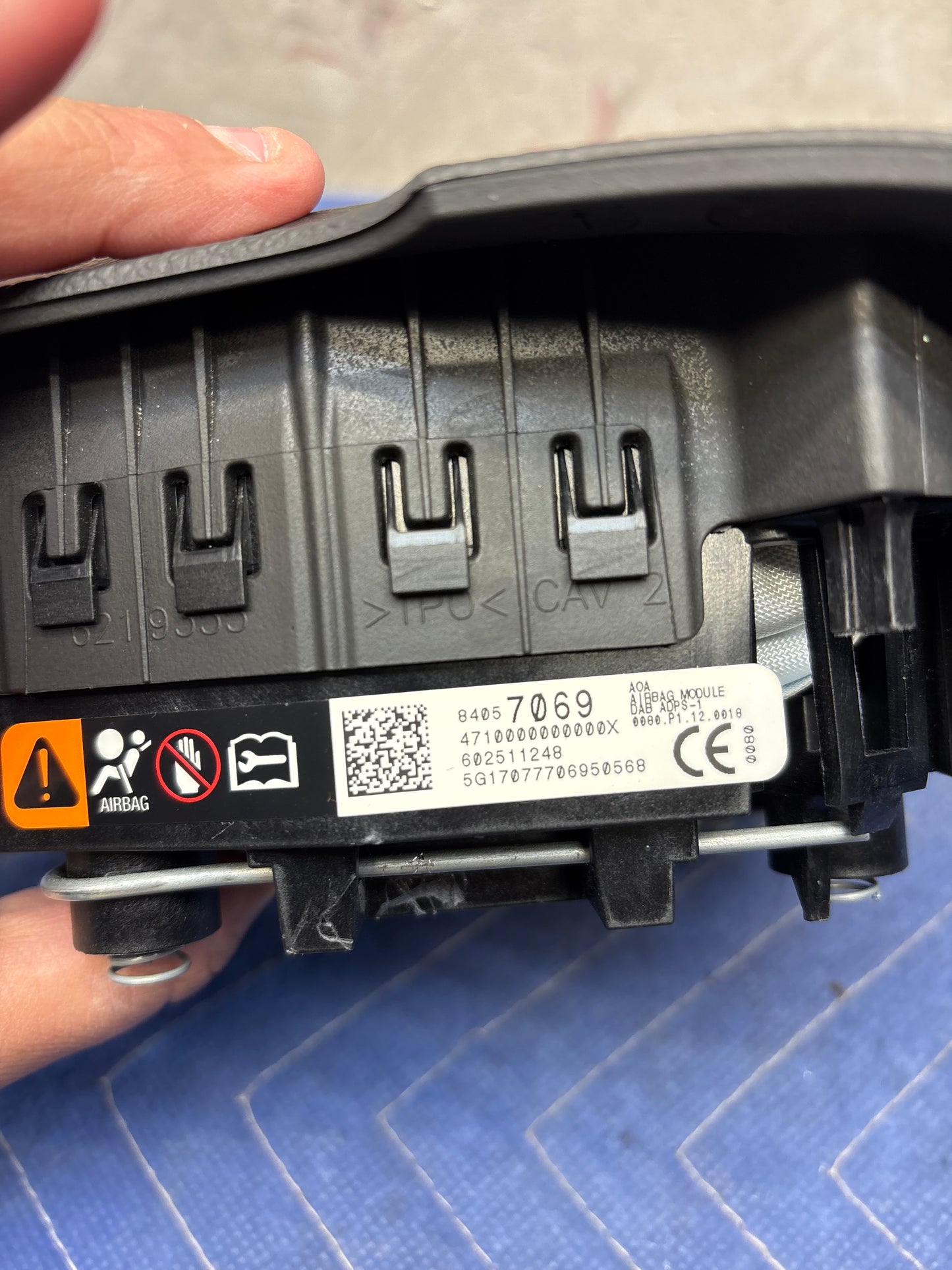 2015-2019 Chevrolet Silverado 2500 3500 HD Steering Wheel Airbag 23204337-84057069