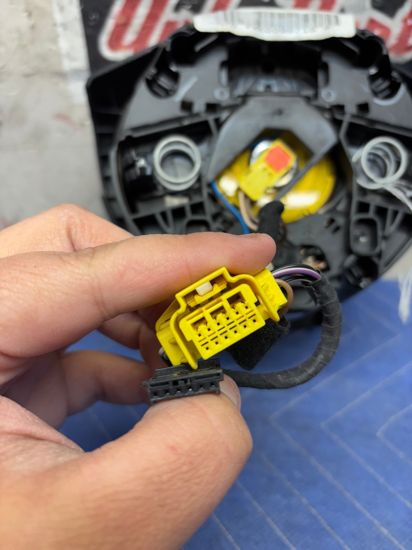 2012-2016 VOLKSWAGEN PASSAT STEERING WHEEL AIRBAG