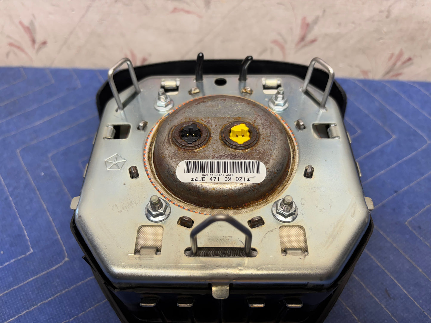 2013-2018 DODGE RAM 1500 STEERING WHEEL AIRBAG