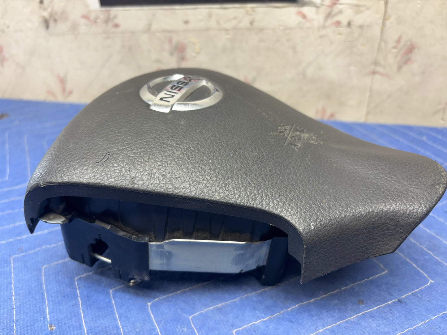 2013-2017 NISSAN SENTRA STEERING WHEEL AIRBAG