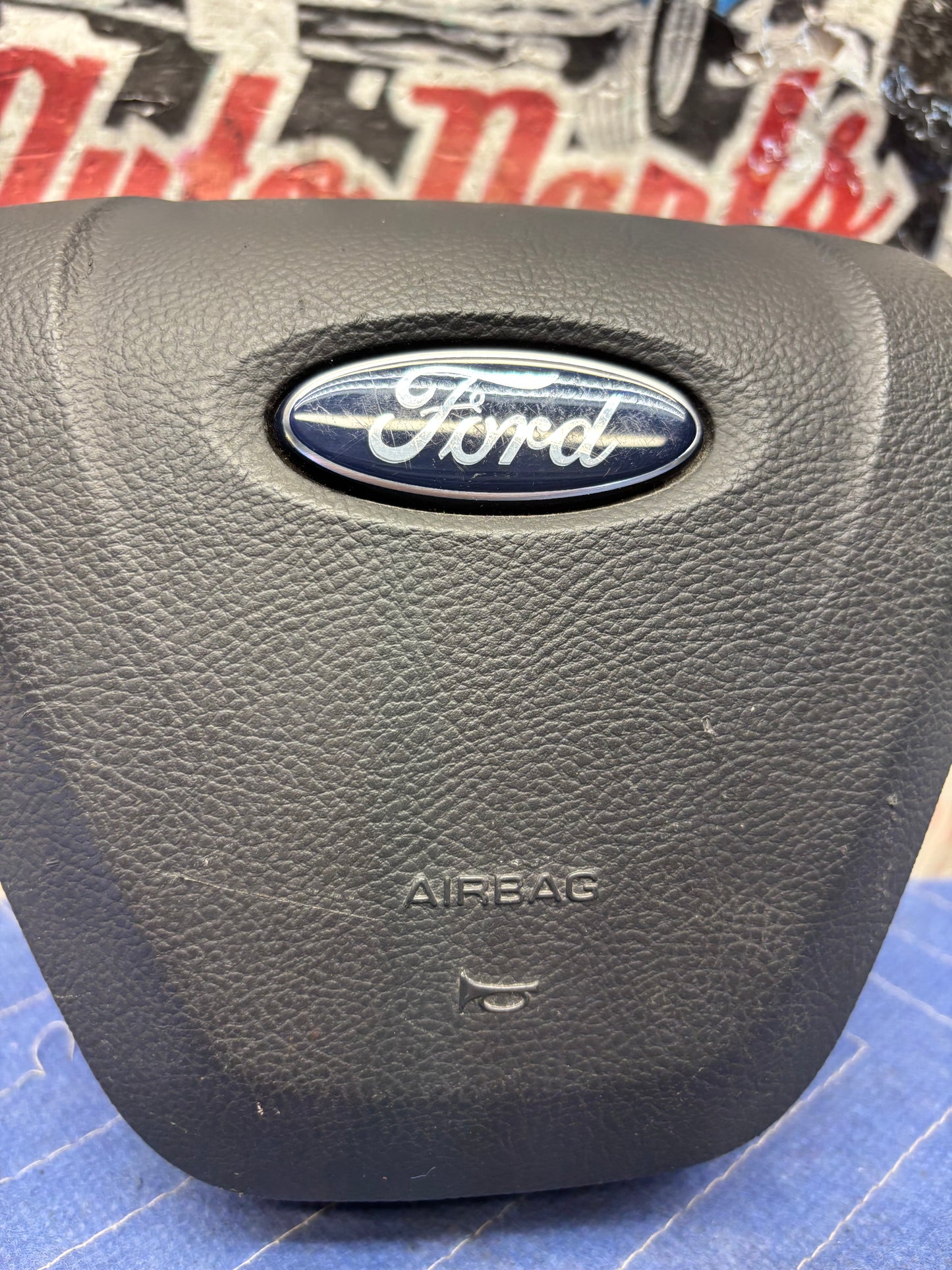 2013-2017 FORD FUSION STEERING WHEEL AIRBAG (DS73-78043b13-ag35b8)