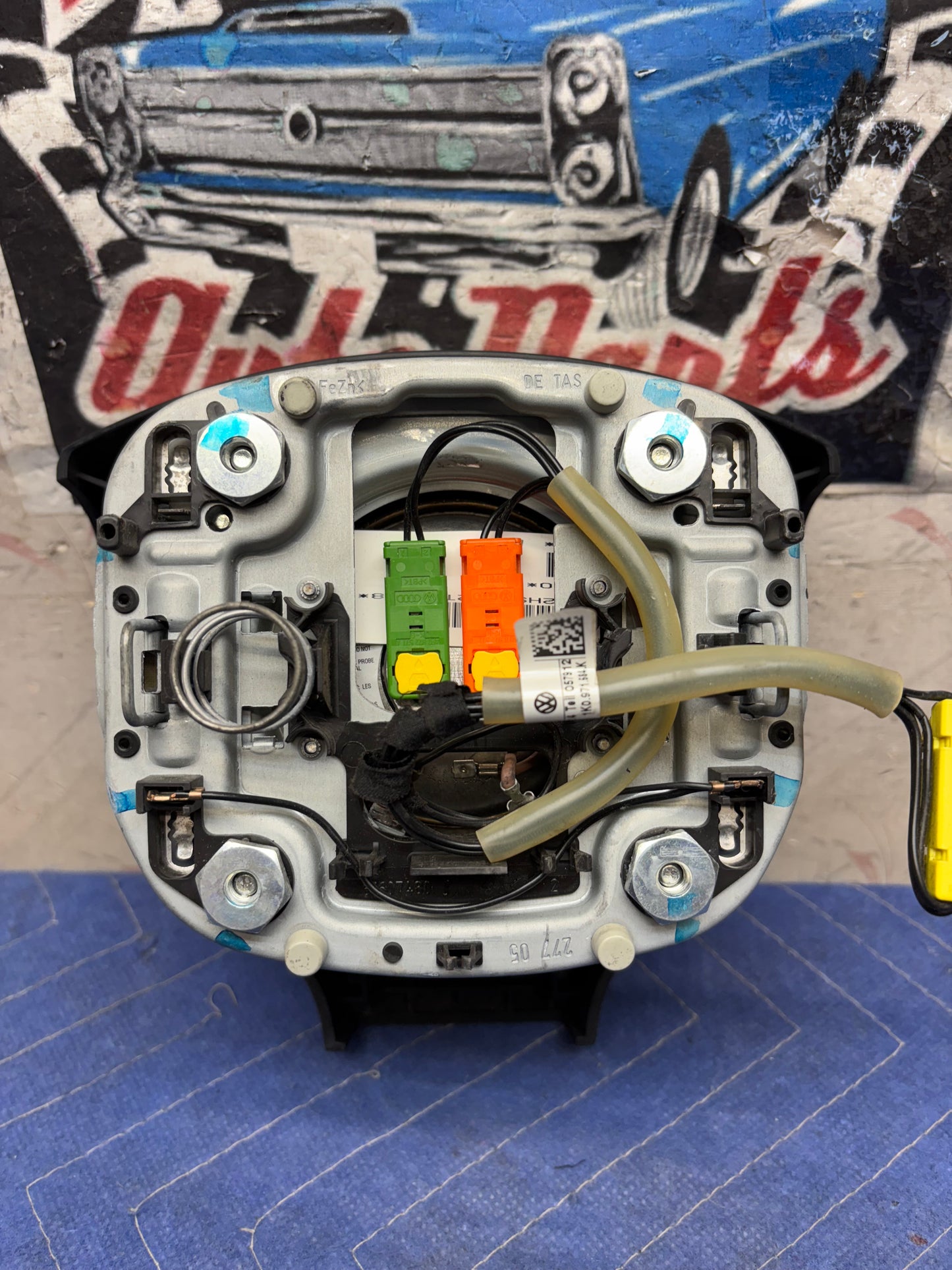2009-2010 VOLKSWAGEN TIGUAN STEERING WHEEL AIRBAG