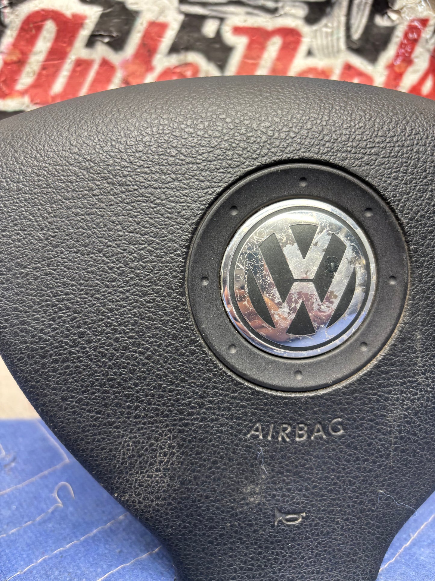 2009-2010 VOLKSWAGEN TIGUAN STEERING WHEEL AIRBAG