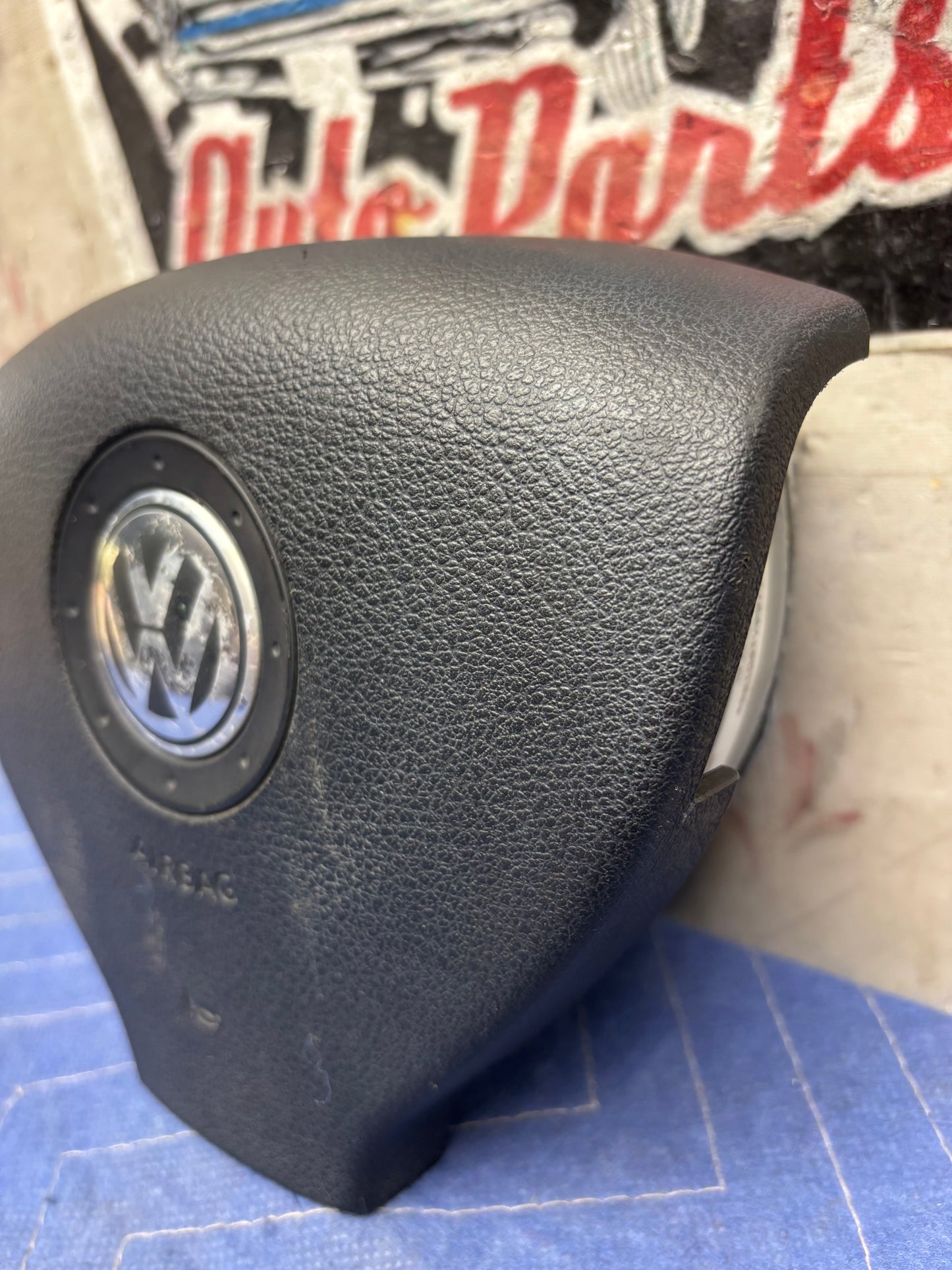 2009-2010 VOLKSWAGEN TIGUAN STEERING WHEEL AIRBAG
