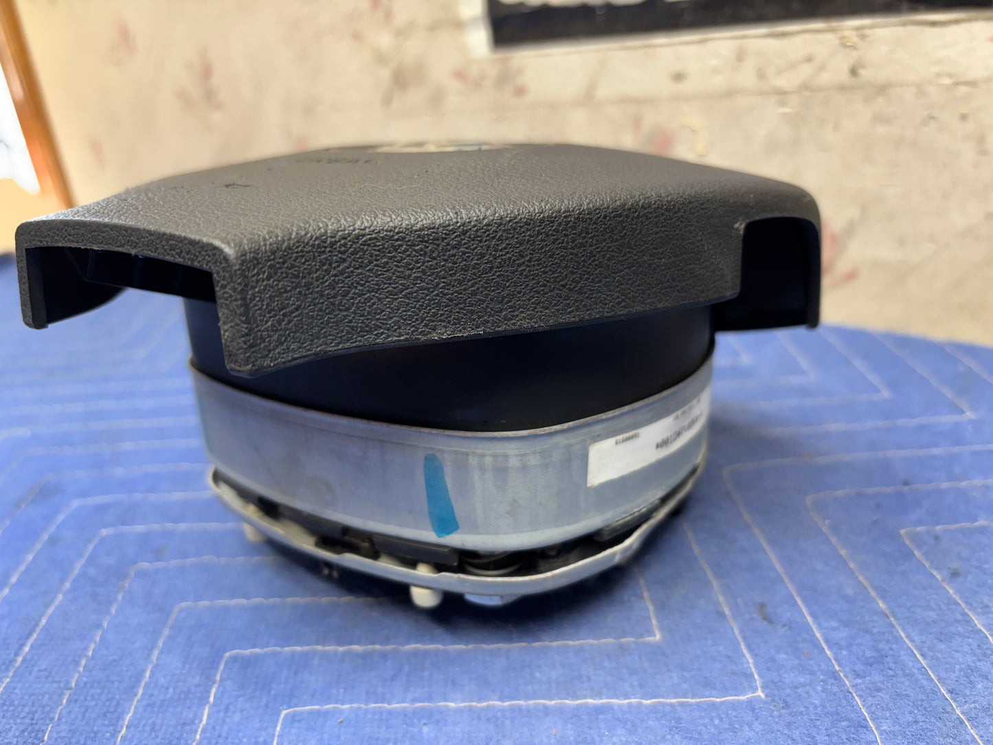2009-2010 VOLKSWAGEN TIGUAN STEERING WHEEL AIRBAG