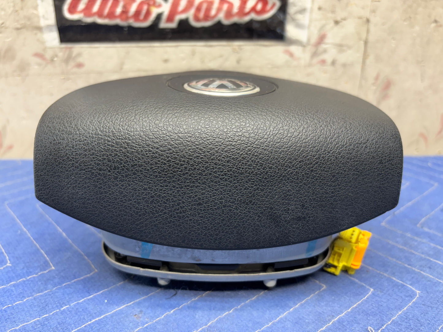 2009-2010 VOLKSWAGEN TIGUAN STEERING WHEEL AIRBAG