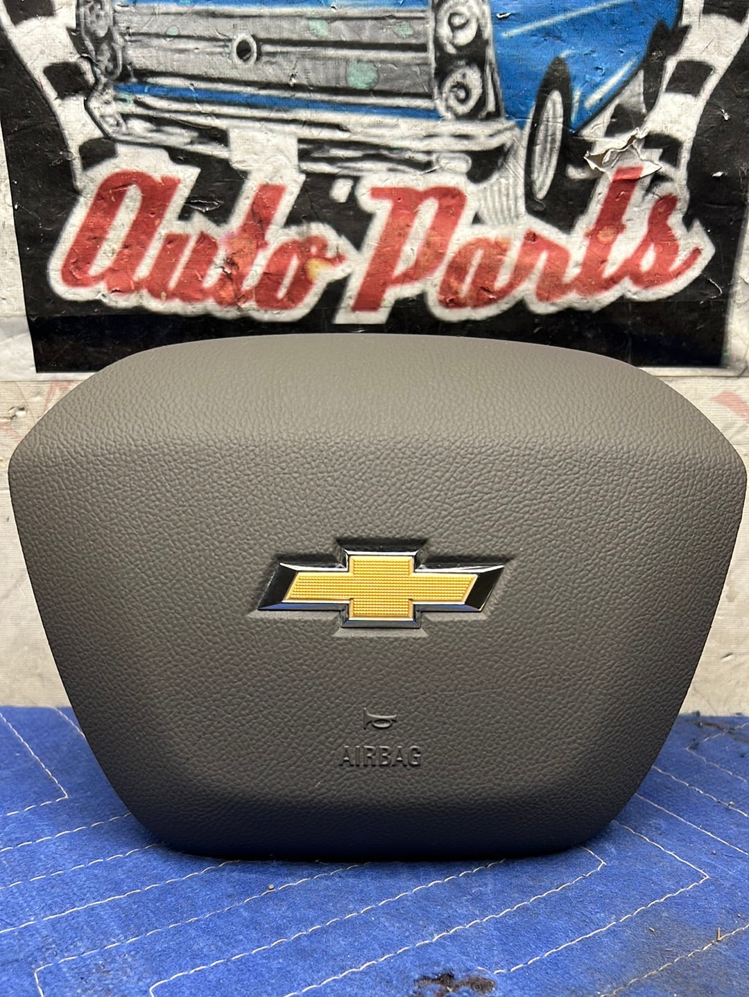 2018-2022 Chevrolet Traverse GRAY Driver Left Wheel Airbag Air Bag 84548219