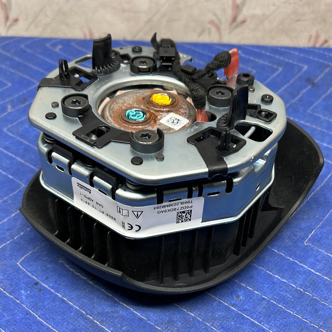 2019 2020 2021 2022 2023 Jeep Cherokee Airbag OEM P6DZ70DX9AG
