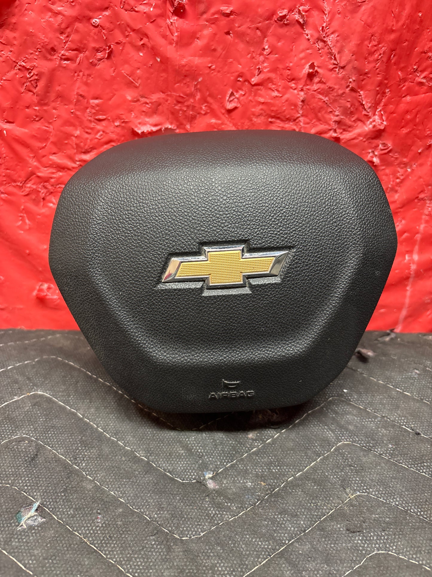 2021–2024 Chevrolet Trailblazer steering wheel airbag