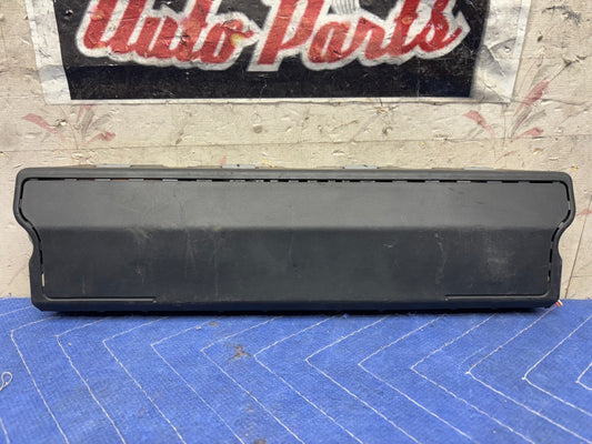 2016-2024 Chevrolet Malibu passenger knee airbag (23420286)