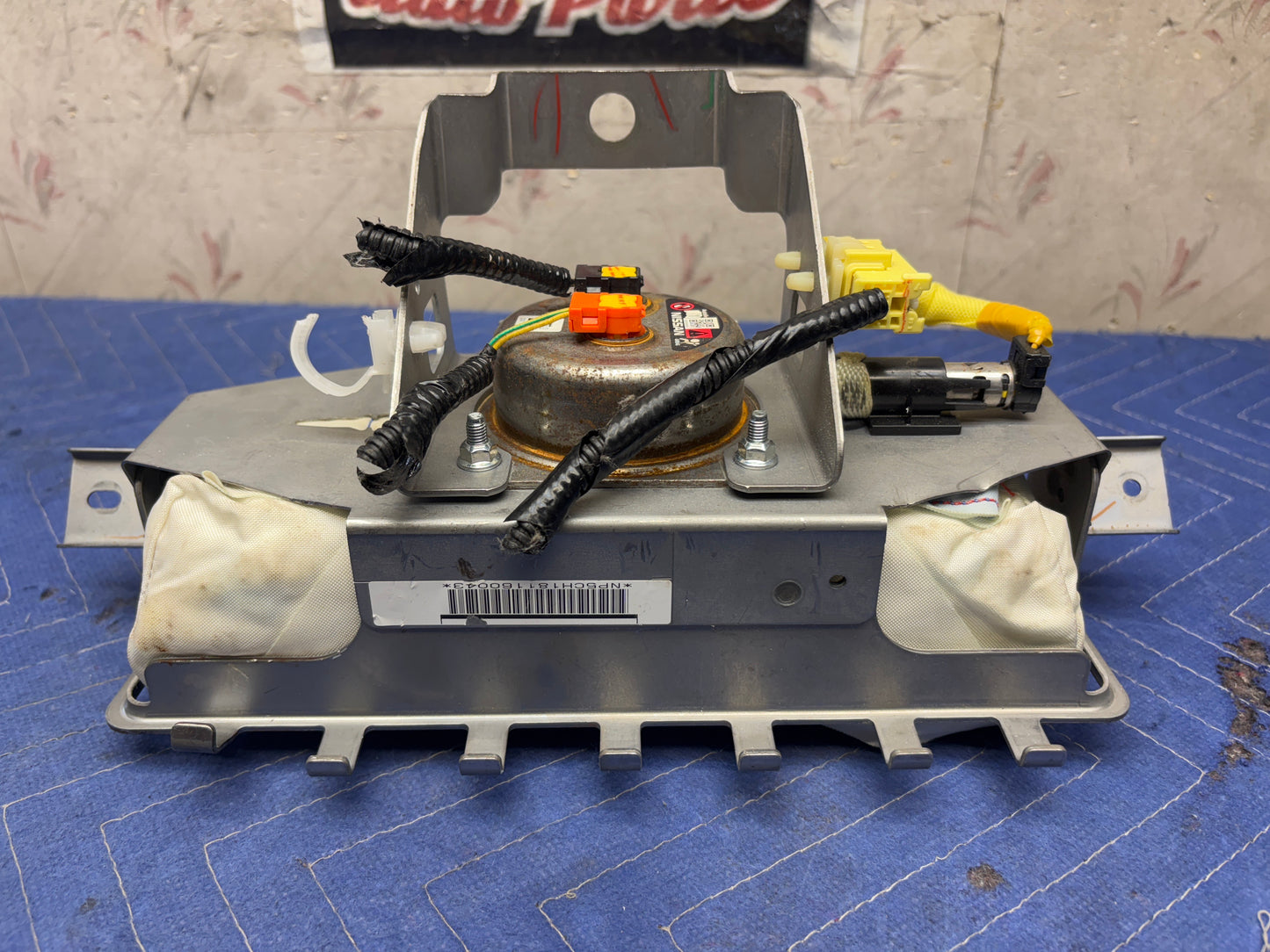 2017-2019 INFINITI Q60 COUPE OEM PASSENGER RIGHT UPPER DASH PAD (632793900A)
