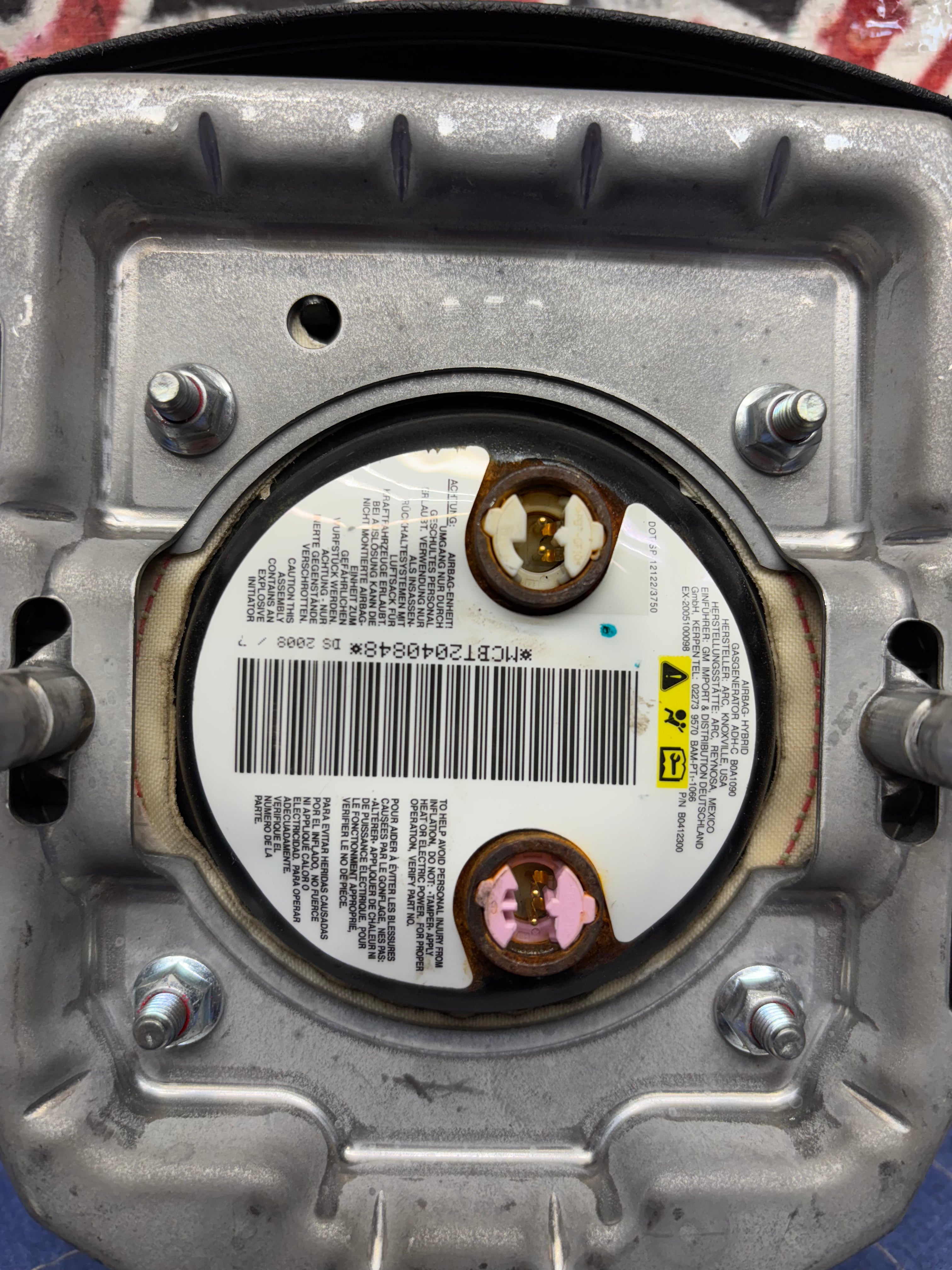 2007-2012 GMC ACADIA STEERING WHEEL AIRBAG (15813149)