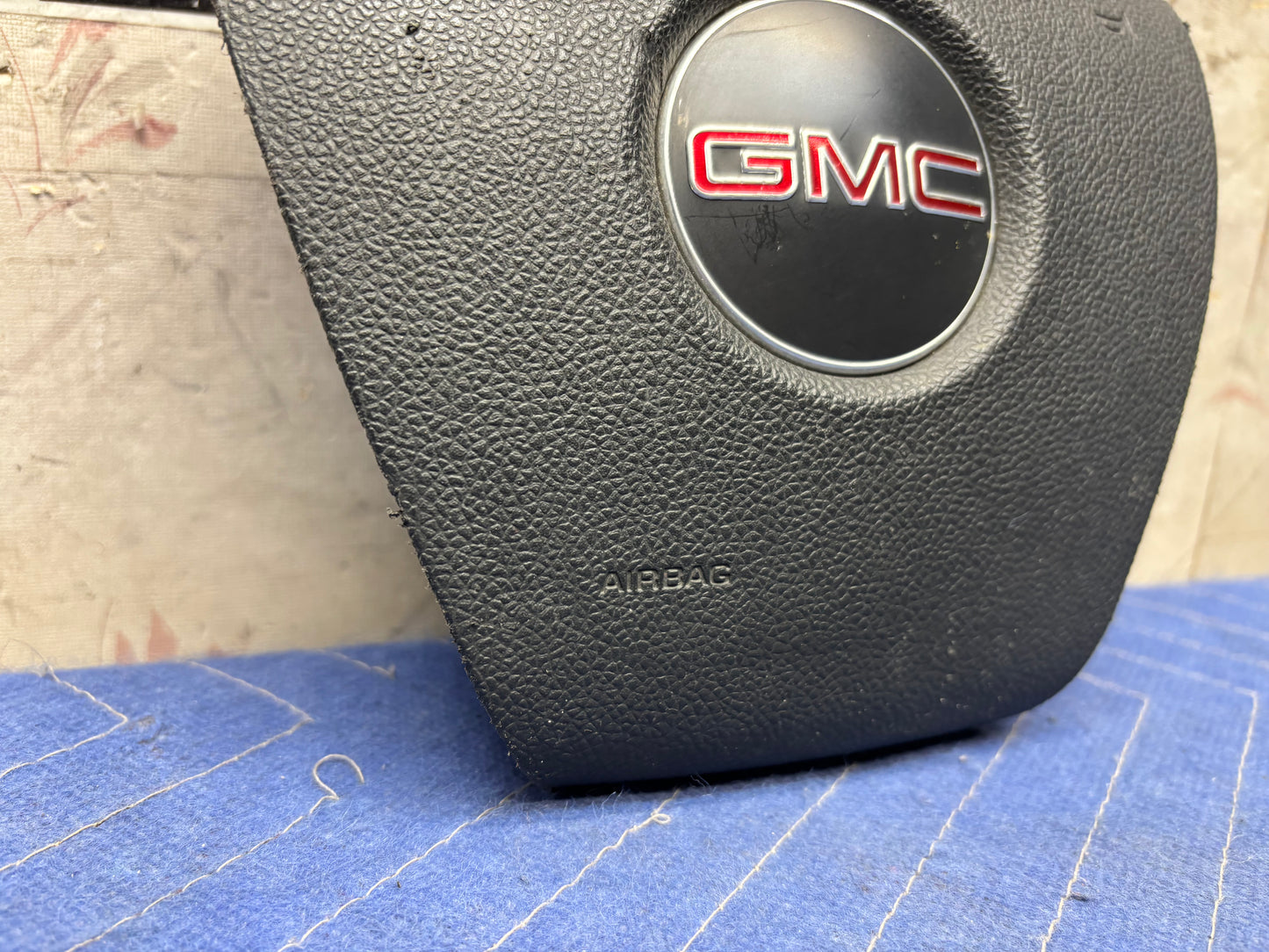 2007-2012 GMC ACADIA STEERING WHEEL AIRBAG (15813149)