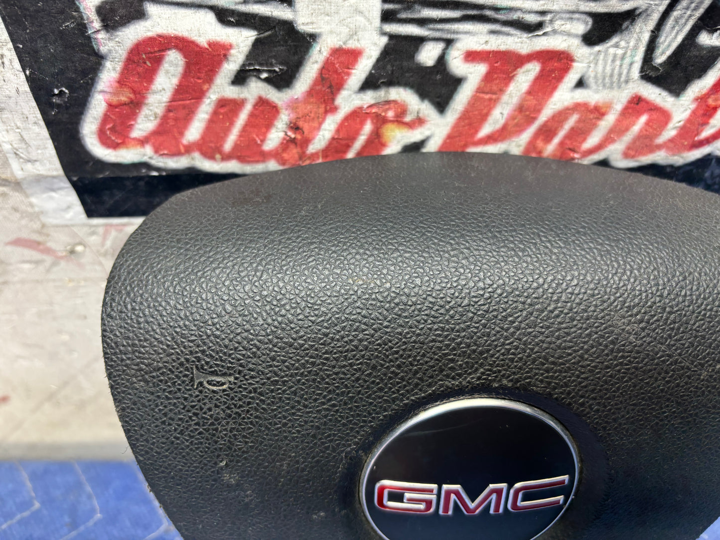 2007-2012 GMC ACADIA STEERING WHEEL AIRBAG (15813149)