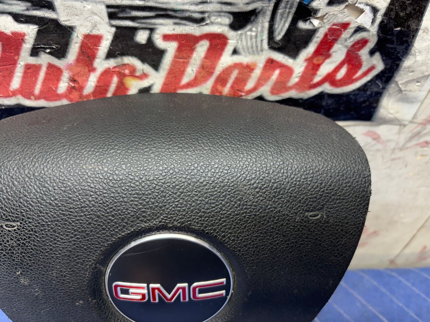 2007-2012 GMC ACADIA STEERING WHEEL AIRBAG (15813149)