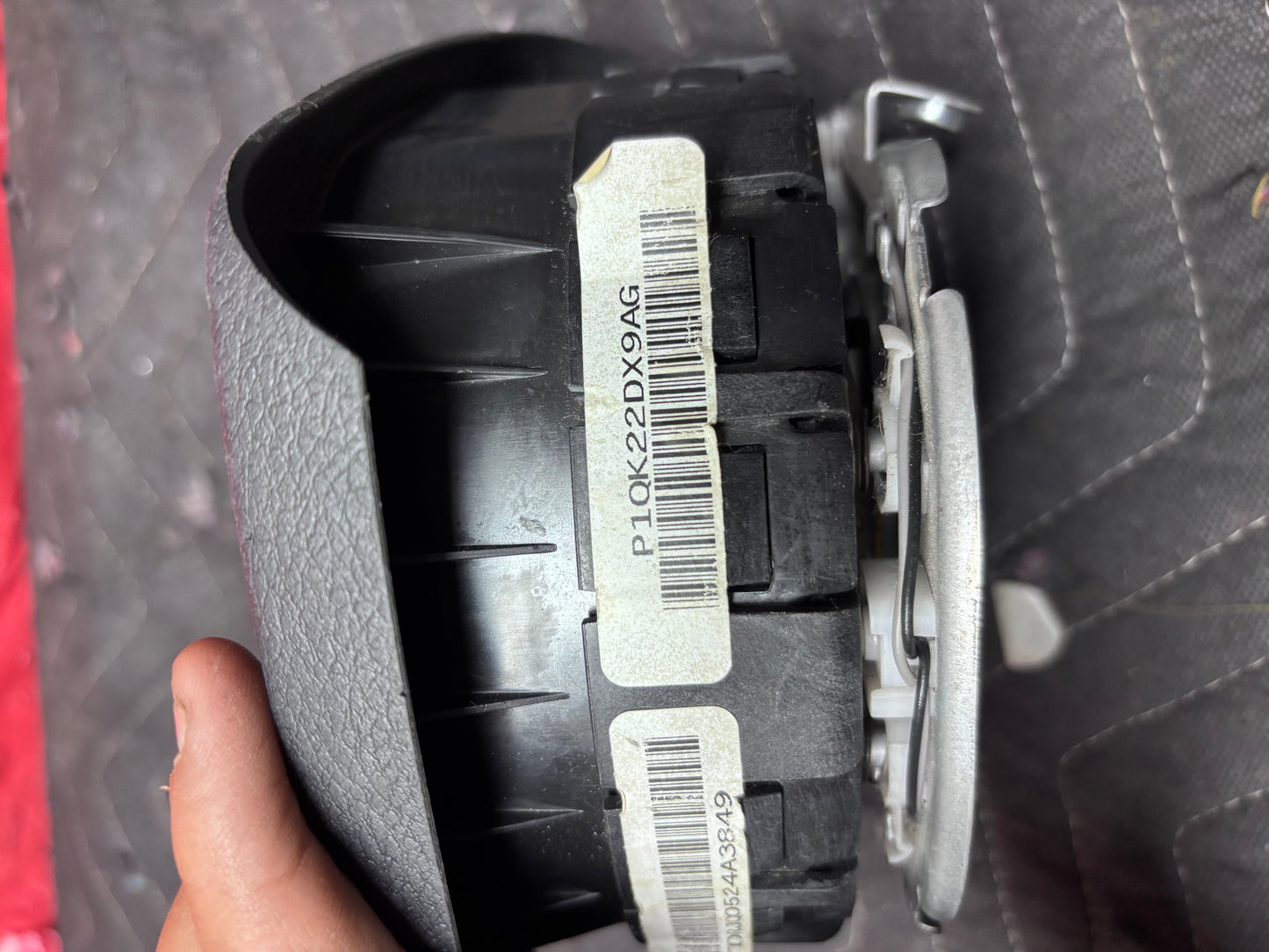 2011-2016 CHRYSLER TOWN AND COUNTRY / 2011-2020 DODGE GRAND CARAVAN STEERING WHEEL AIRBAG (p1qk22dx9ag)
