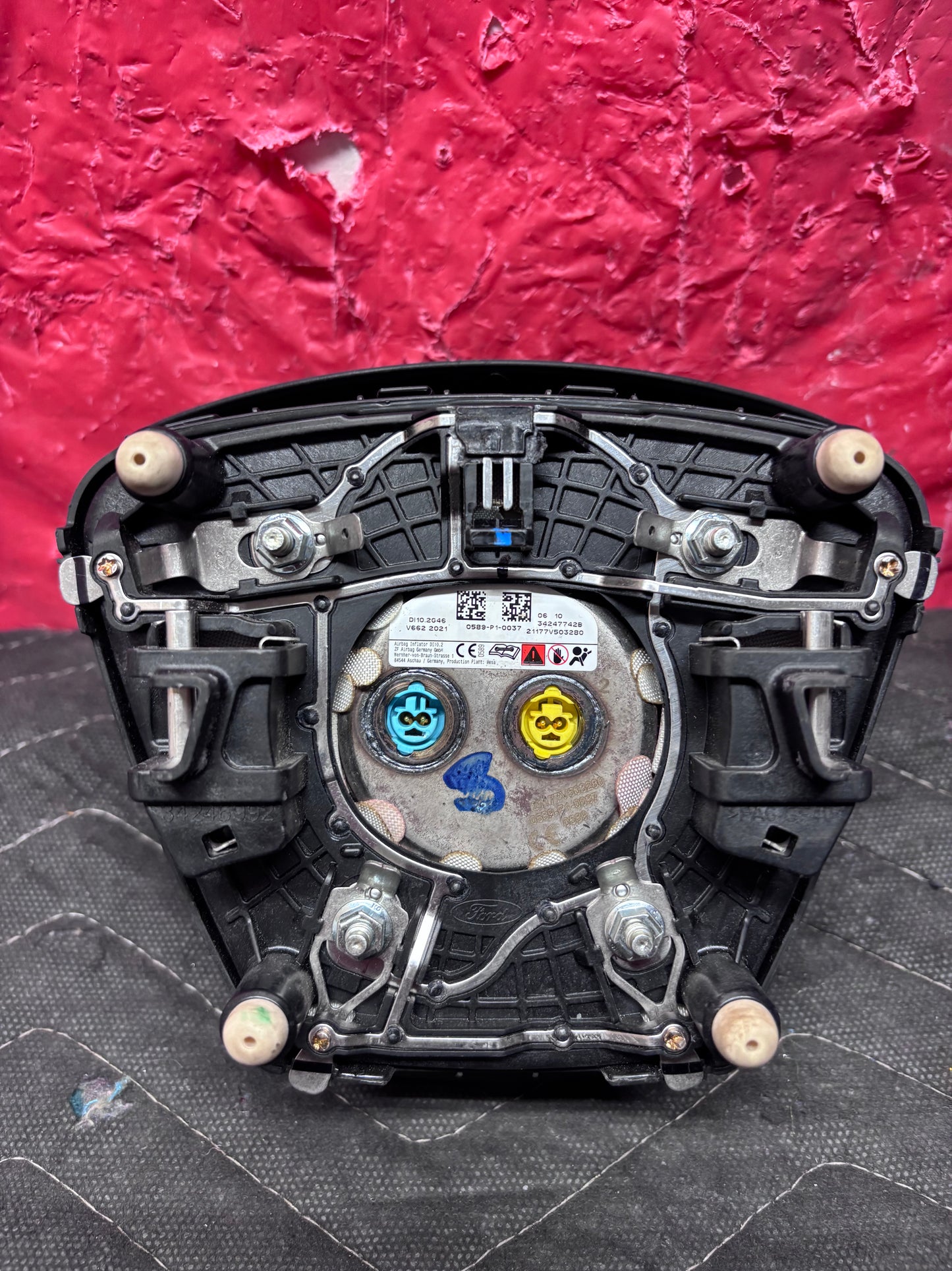 2021-2025 MUSTANG MACHE-E STEERING WHEEL AIRBAG