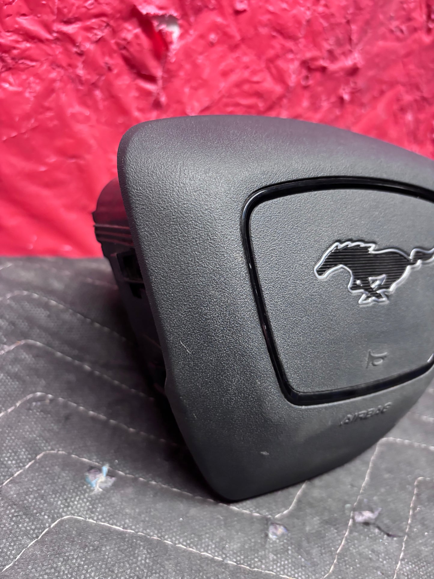 2021-2025 MUSTANG MACHE-E STEERING WHEEL AIRBAG
