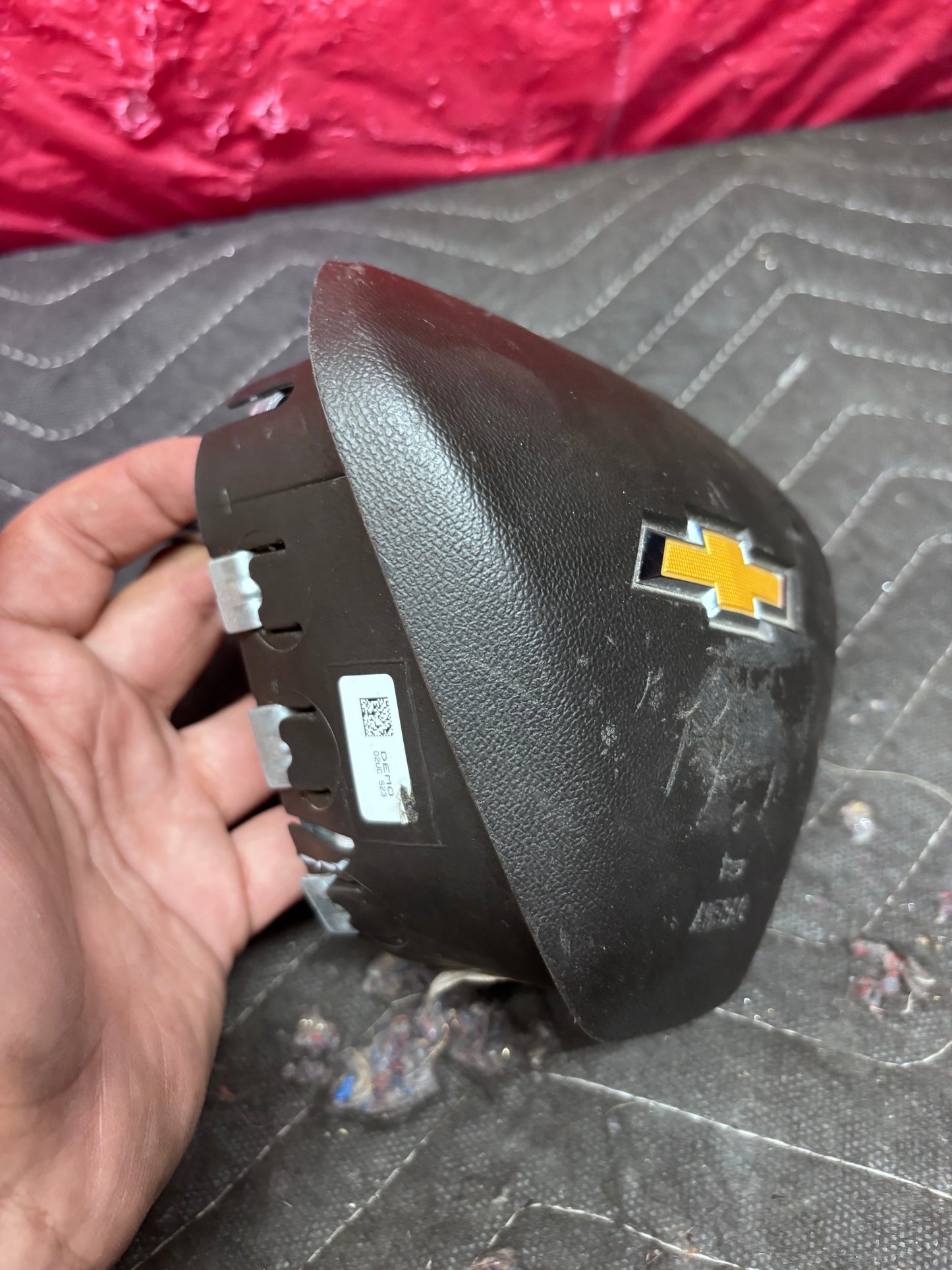 2018-2024 CHEVROLET EQUINOX STEERING WHEEL AIRBAG (84235029)
