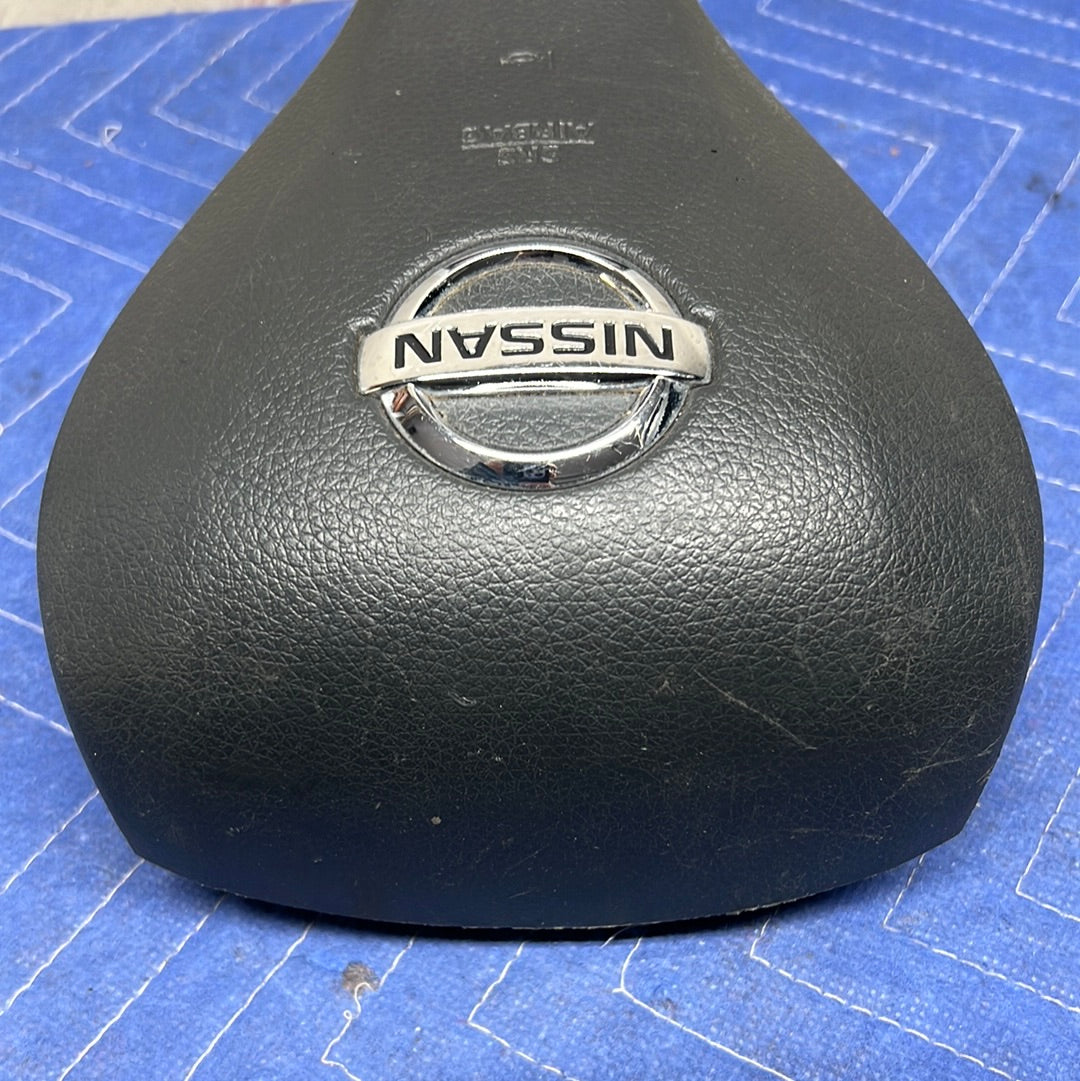 2013 2014 2015 2016 2017 Nissan Altima Driver Steering wheel Airbag used oem