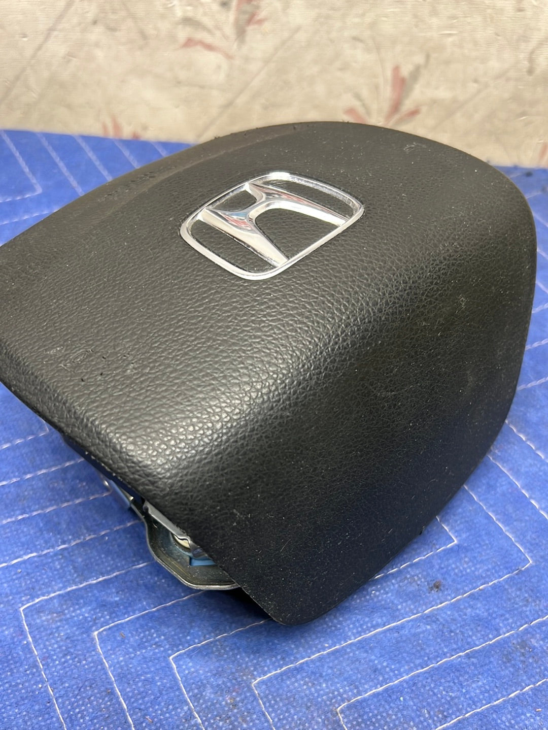 2013-2017 Honda Accord Wheel Airbag Driver Air Bag OEM