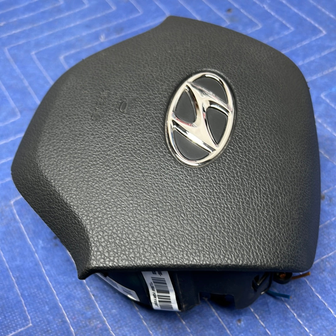 2016 2017 2018 2019 2020 2021 Hyundai Tucson steering wheel airbag used oem black